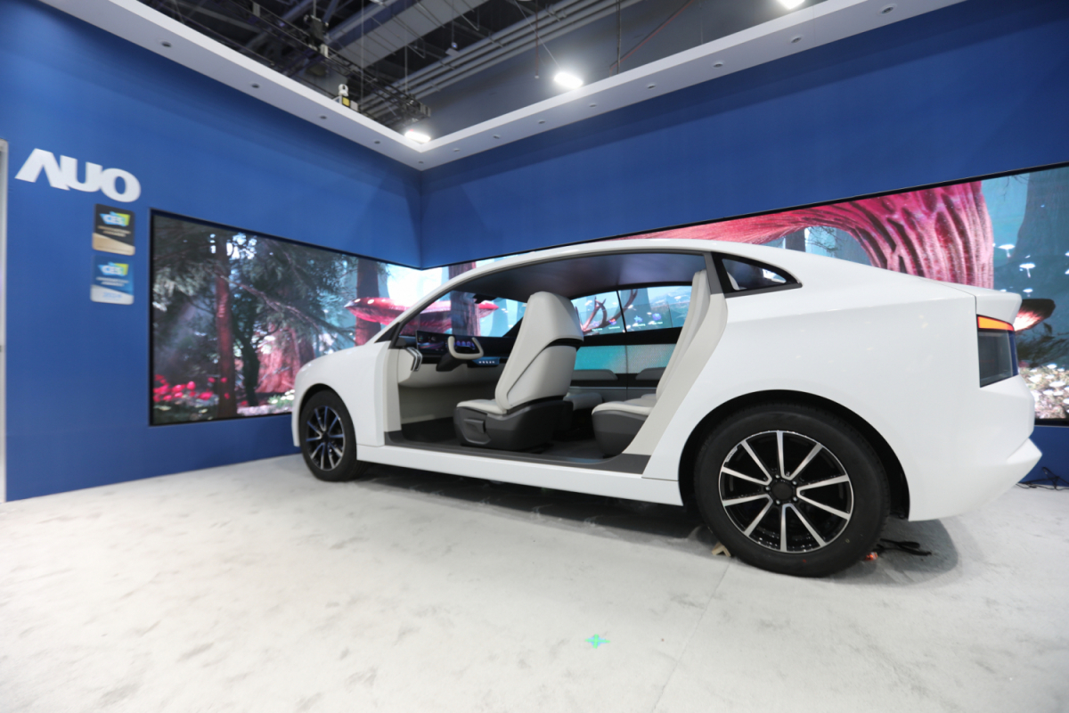 DUOBAO�����پW(w��ng)�l(f��)��ȫ��Smart Cockpit 2024�������@ʾ��(y��ng)�óɹ�����ጷ�Micro LED�K�O�@ʾ���g(sh��)���ܵ�ȫ���ǻ���œ���ԠI(y��ng)��ͻ����������ʽ��ҕ�X(ju��)�w�(y��n)�����¶��x�ǻ���œ���M(m��n)���{���ˆT��ȫ��λ������