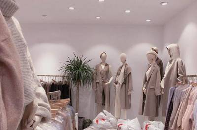 廣州UUS網(wǎng)紅服裝市場(chǎng)的真實(shí)面貌 服裝輔料銷售內(nèi)幕揭秘